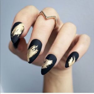 Meet your Posher, Badia